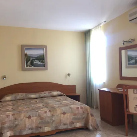 Family Selena 2* Misivri